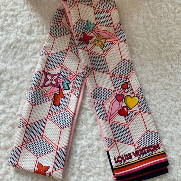 NEW LOUIS VUITTON DAMIER POP UP BANDEAU - M77697 - Picture 3 of 14